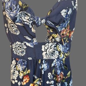 NWT| Xhileration SZ L Floral Midi Dress